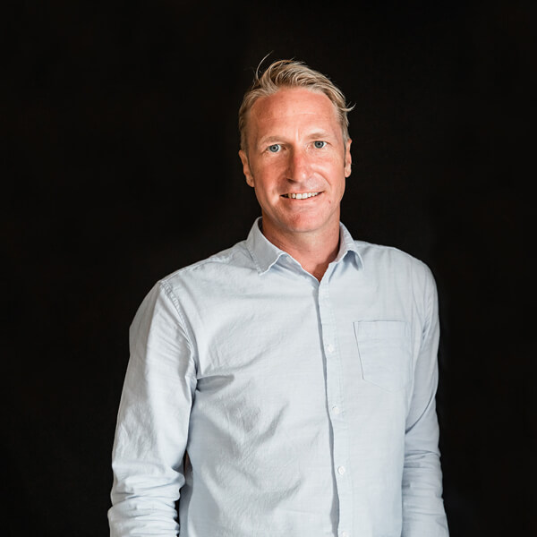 new-meet-team-pete@2x