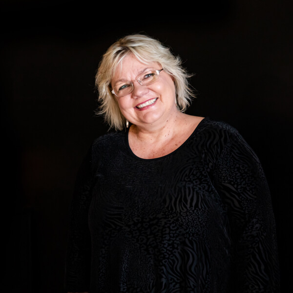 new-meet-team-anja@2x